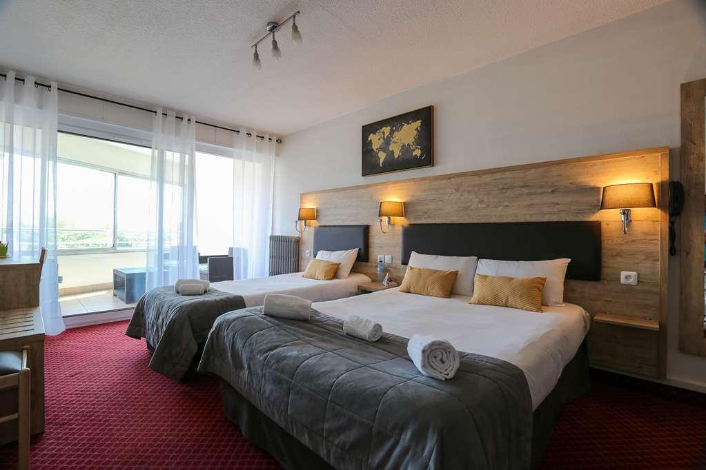 Brit Hotel Bleu Nuit 생트 객실 사진