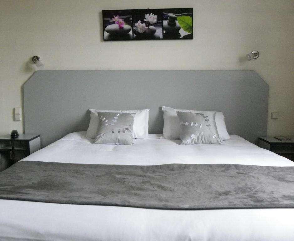 Brit Hotel Bleu Nuit 생트 객실 사진
